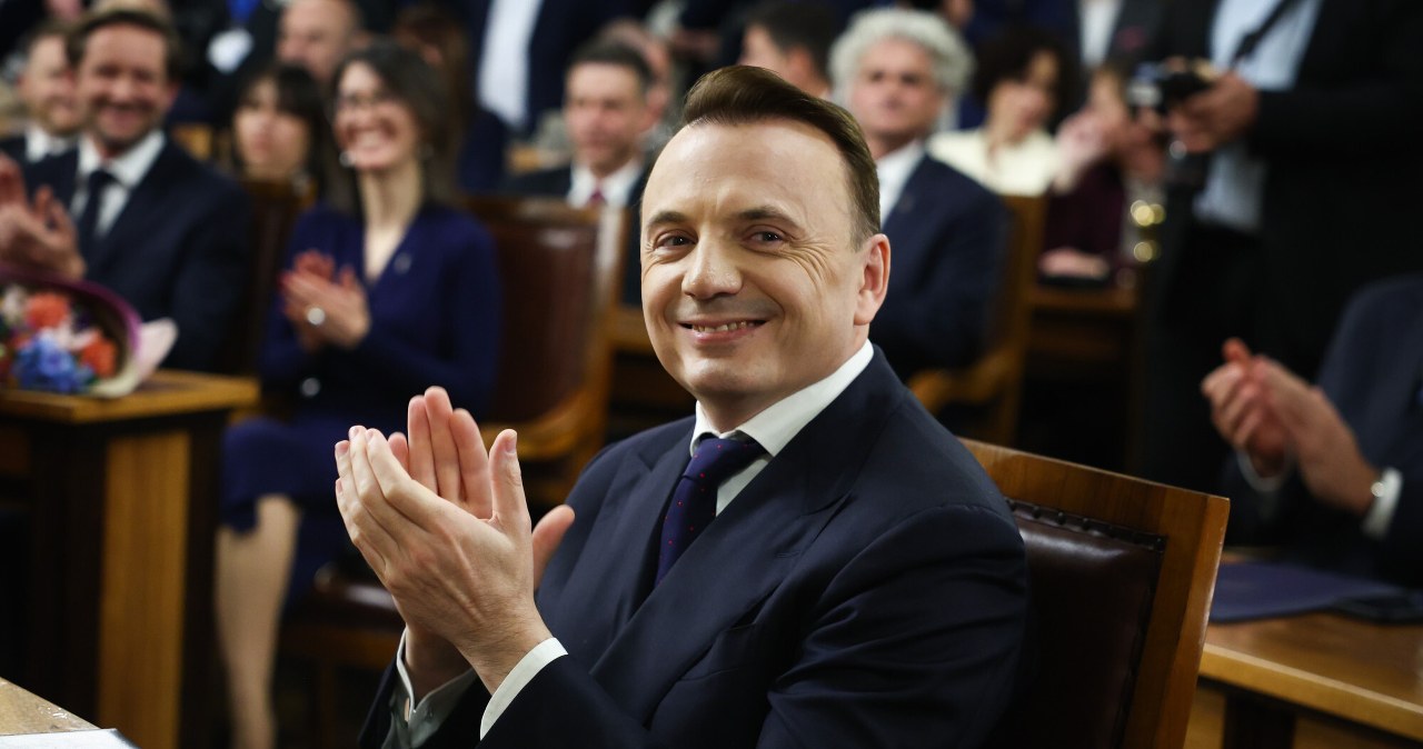 Zmiany w krakowskim magistracie. Gibała wprowadza zmiany