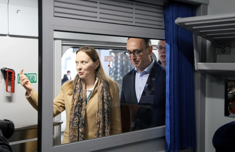 Klimczak nie żałuje odejścia Pełczyńskiej-Nałęcz. Poszło o 10 mld euro