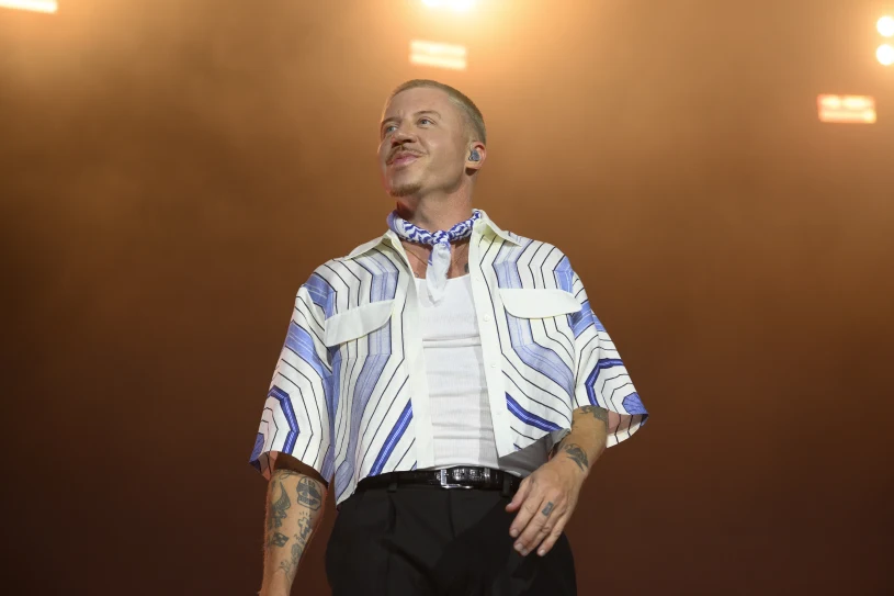 Cały świat żył aferą z Macklemorem. Teraz przekuł ją w coś dobrego!