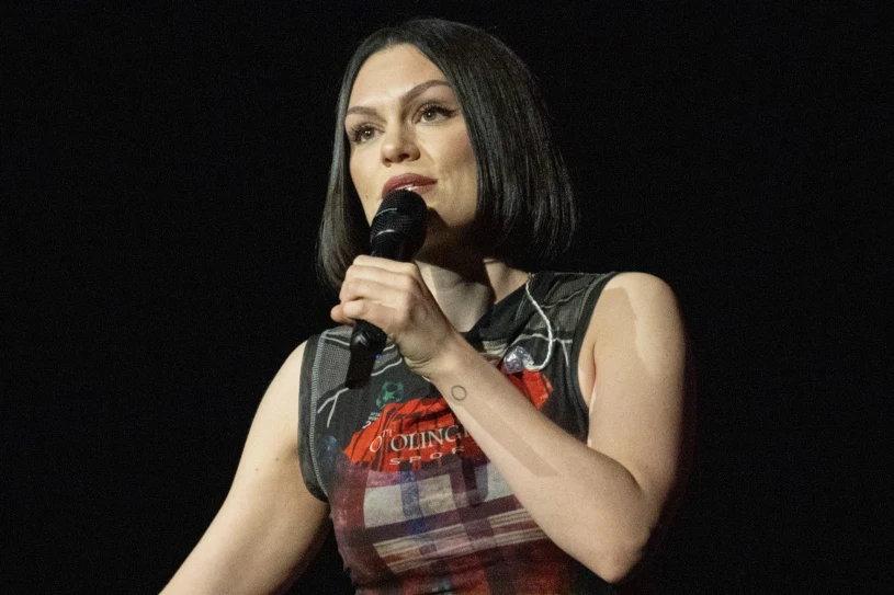 Jessie J przeszła ostatnią z operacji. "Właśnie wróciłam do domu"