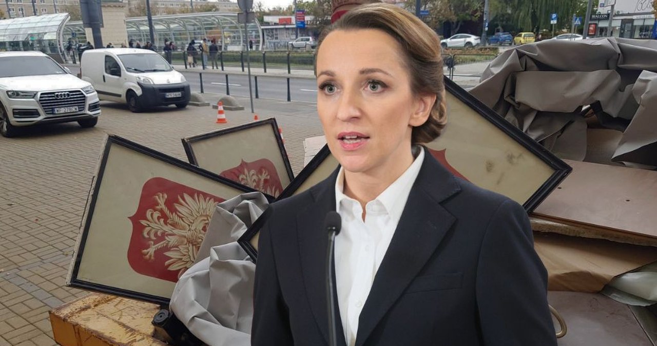 Godła w śmieciach przed budynkiem RPO. "Podchodzimy do sprawy poważnie"