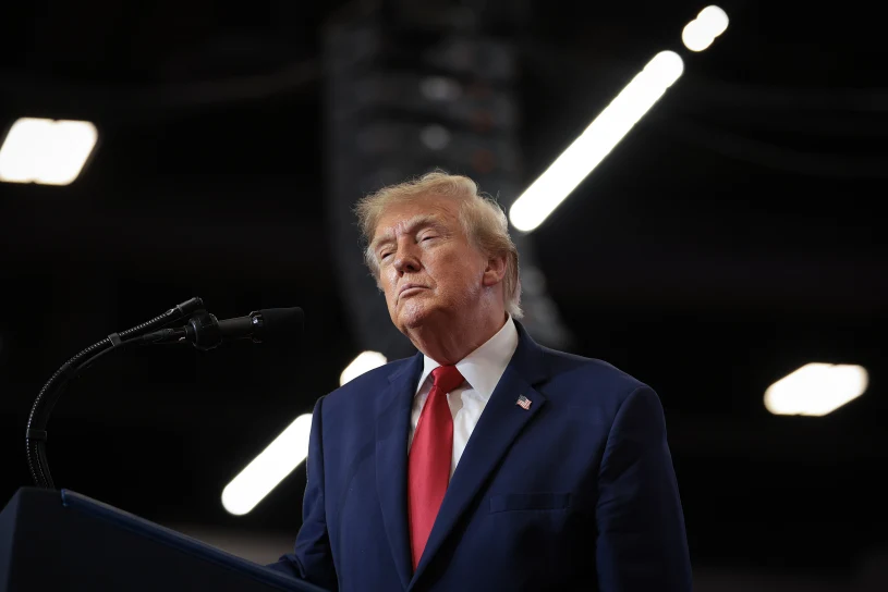 Zaskakujące słowa Trumpa. Twierdzi, że fotowoltaika "smaży" zwierzęta