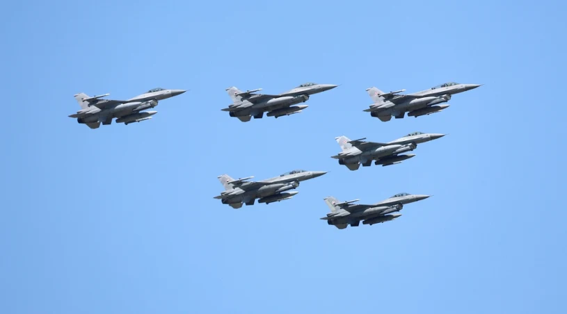 MON reaguje na doniesienia ws. pilotów F-16. "Prosimy o odpowiedzialność"