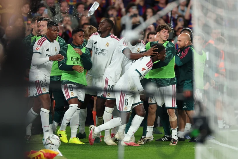 Skandal w El Clasico. Uderzył gracza Realu. Grozi mu gigantyczna kara
