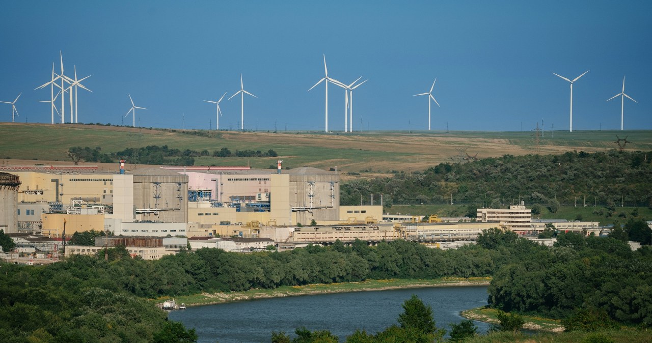Rumunia nie może włączyć elektrowni Cernavodă. Winna susza w Dunaju Rumunia nie może włączyć elektrowni Cernavodă. Winna susza w Dunaju