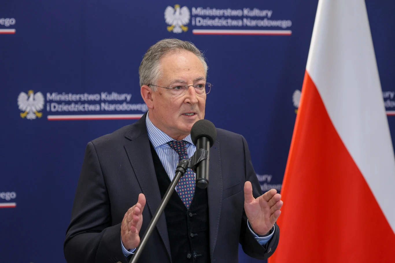 Minister Bartłomiej Sienkiewicz