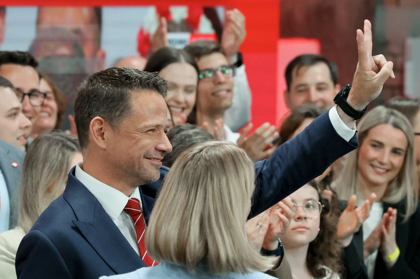 PKW: na statkach i platformach wygrał Trzaskowski, zdobył 61,05 proc. głosów