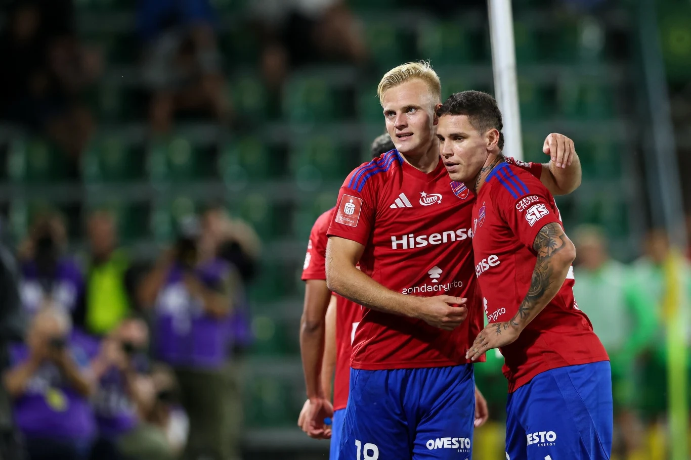  Jonatan Braut Brunes i Jesus Diaz 