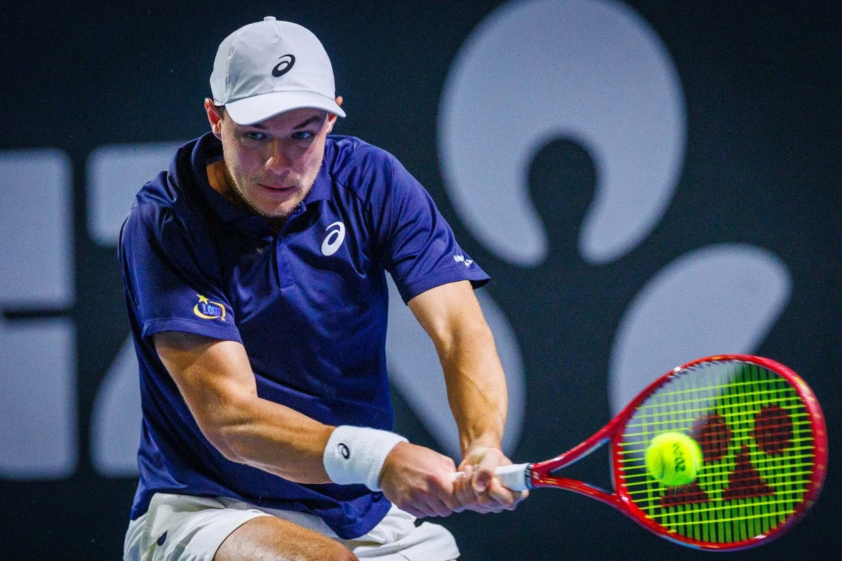 Kamil Majchrzak walczy w turnieju w Brisbane