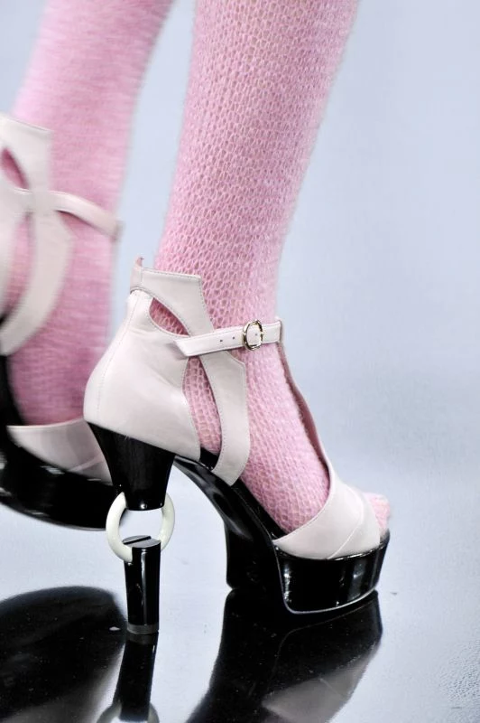 Propozycja francuskiego domu mody Chanel Propozycja francuskiego domu mody Chanel