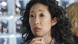Sandra Oh w serialu "Chirurdzy"