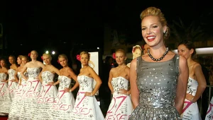 Katherine Heigl na premierze filmu "27 sukienek"