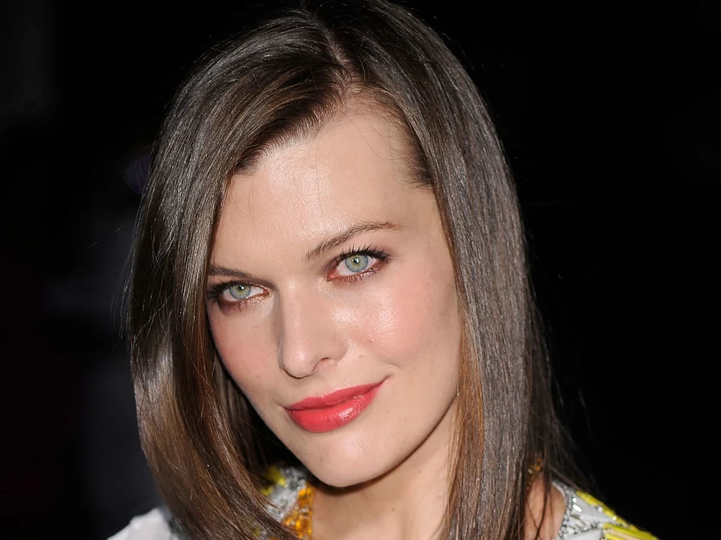 Milla Jovovich też ma zielone oczy