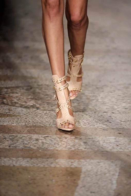 Buty na koturnach Buty na koturnach