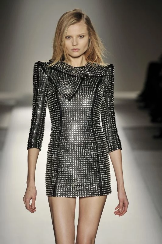 Tylko 2009 roku została twarzą m.in. Kenzo, Nine West czy Gap. Tylko 2009 roku została twarzą m.in. Kenzo, Nine West czy Gap.