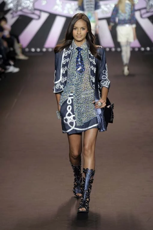 Anna Sui Anna Sui
