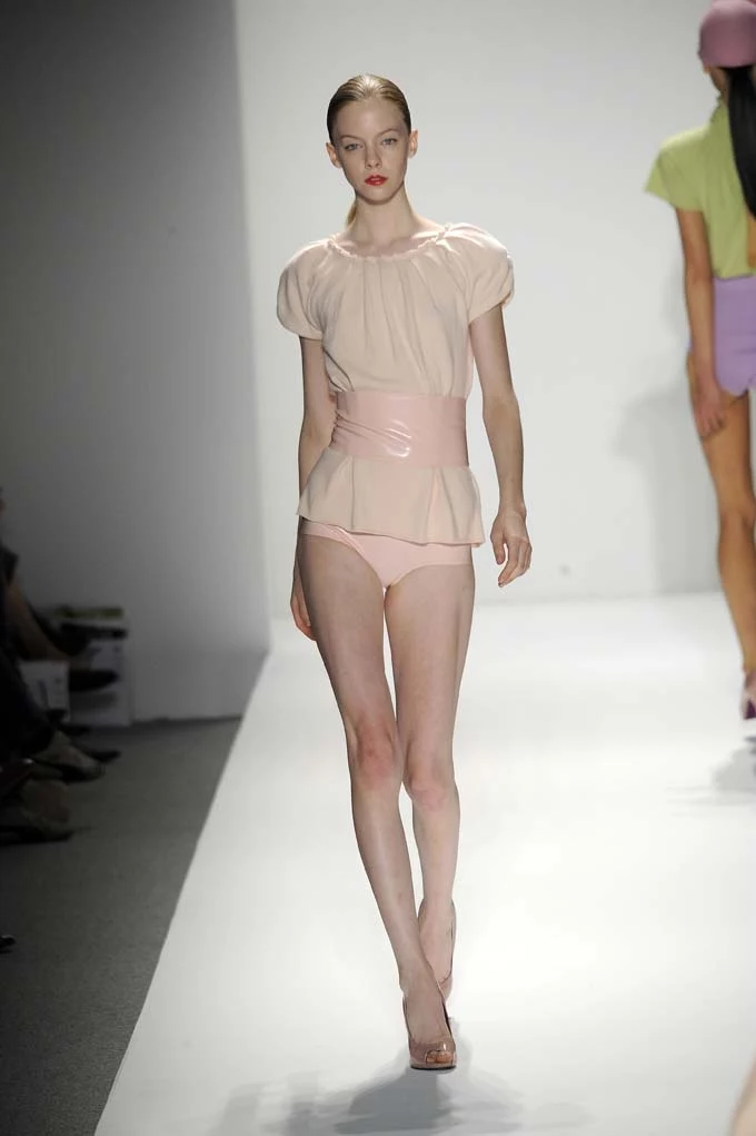 Allude Allude