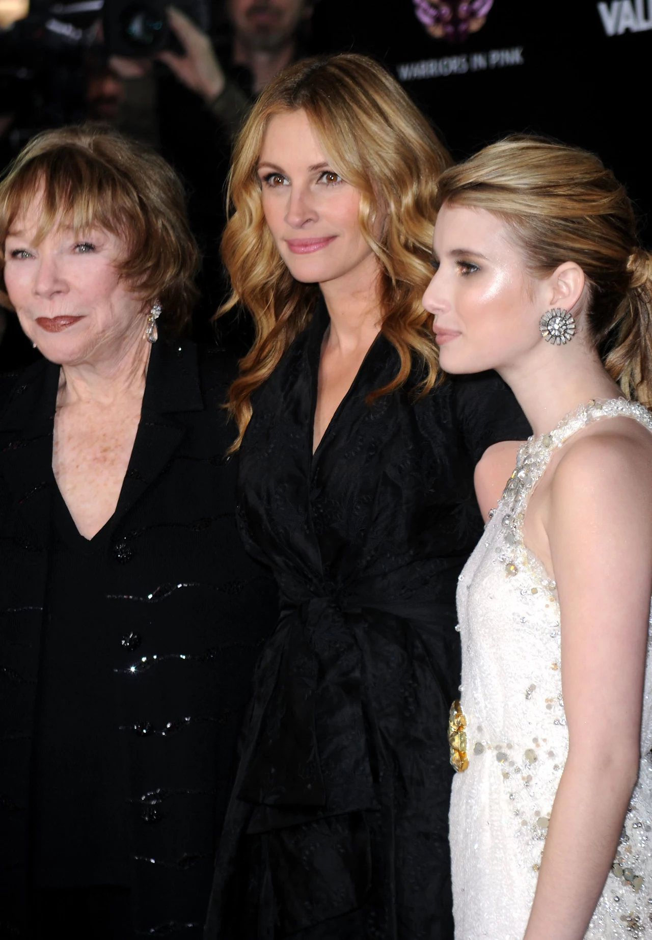 Shirley MacLaine, Julia Roberts i Emma Roberts Shirley MacLaine, Julia Roberts i Emma Roberts