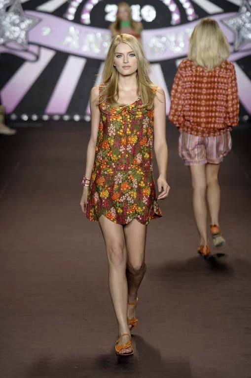 Anna Sui Anna Sui