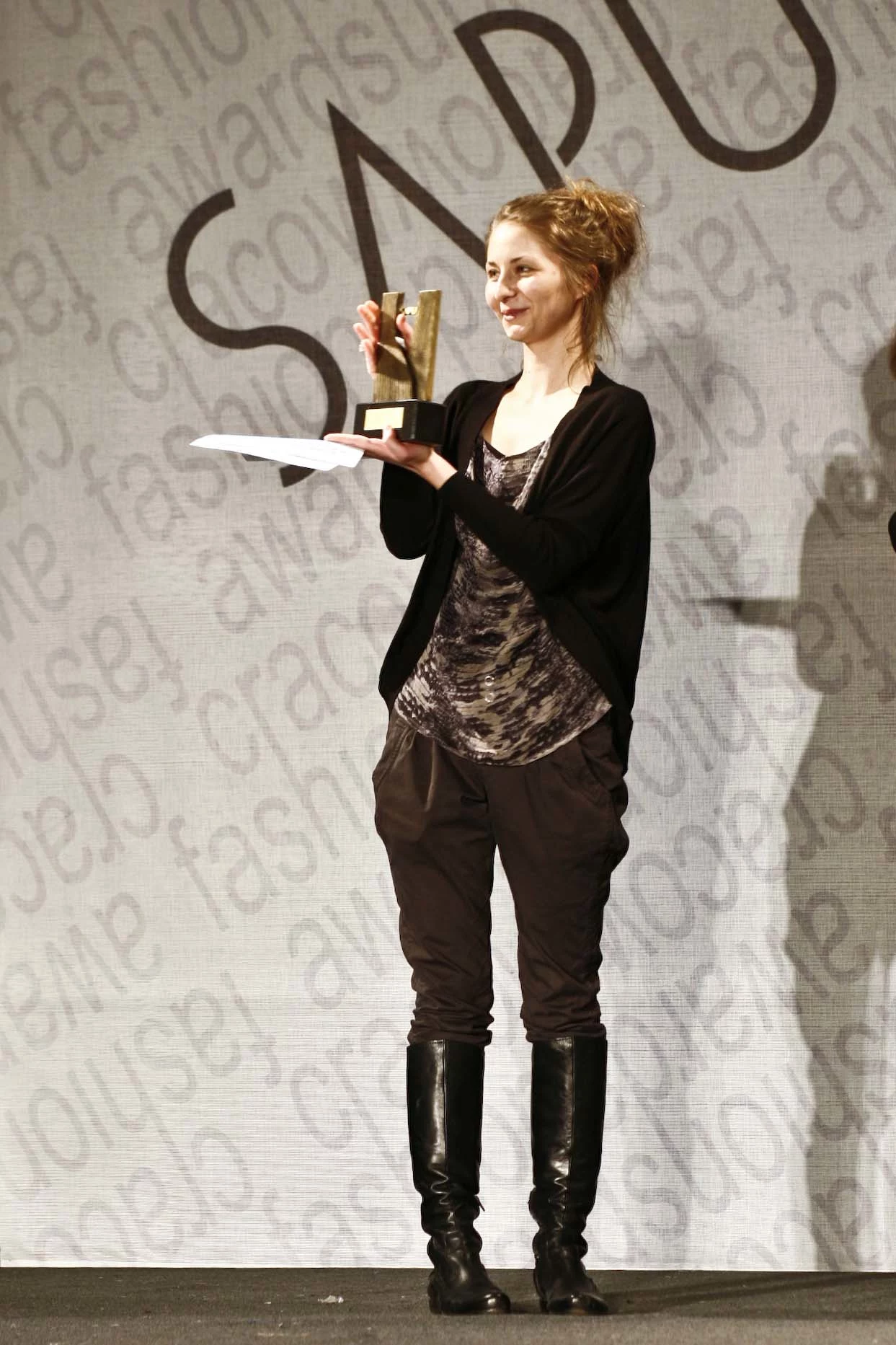 Aneta Zielińska odbiera statuetkę CFA Aneta Zielińska odbiera statuetkę CFA