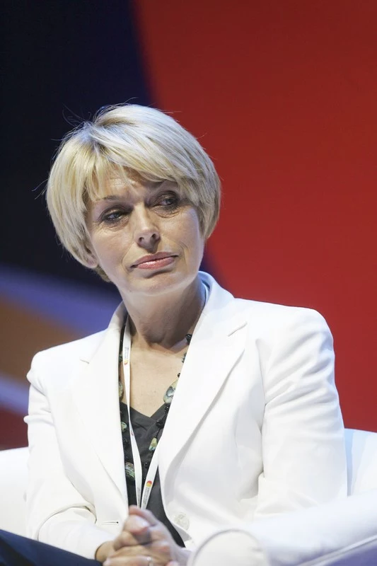 Wielką wagę przywiązywała do kwestii równania szans kobiet i mężczyzn.