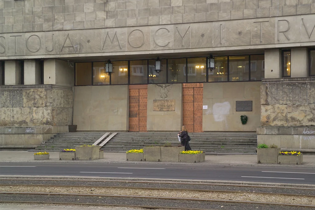 Rzecznicy i różne fundacje są po to, żebyś czuła się silniejsza i bezpieczna Rzecznicy i różne fundacje są po to, żebyś czuła się silniejsza i bezpieczna
