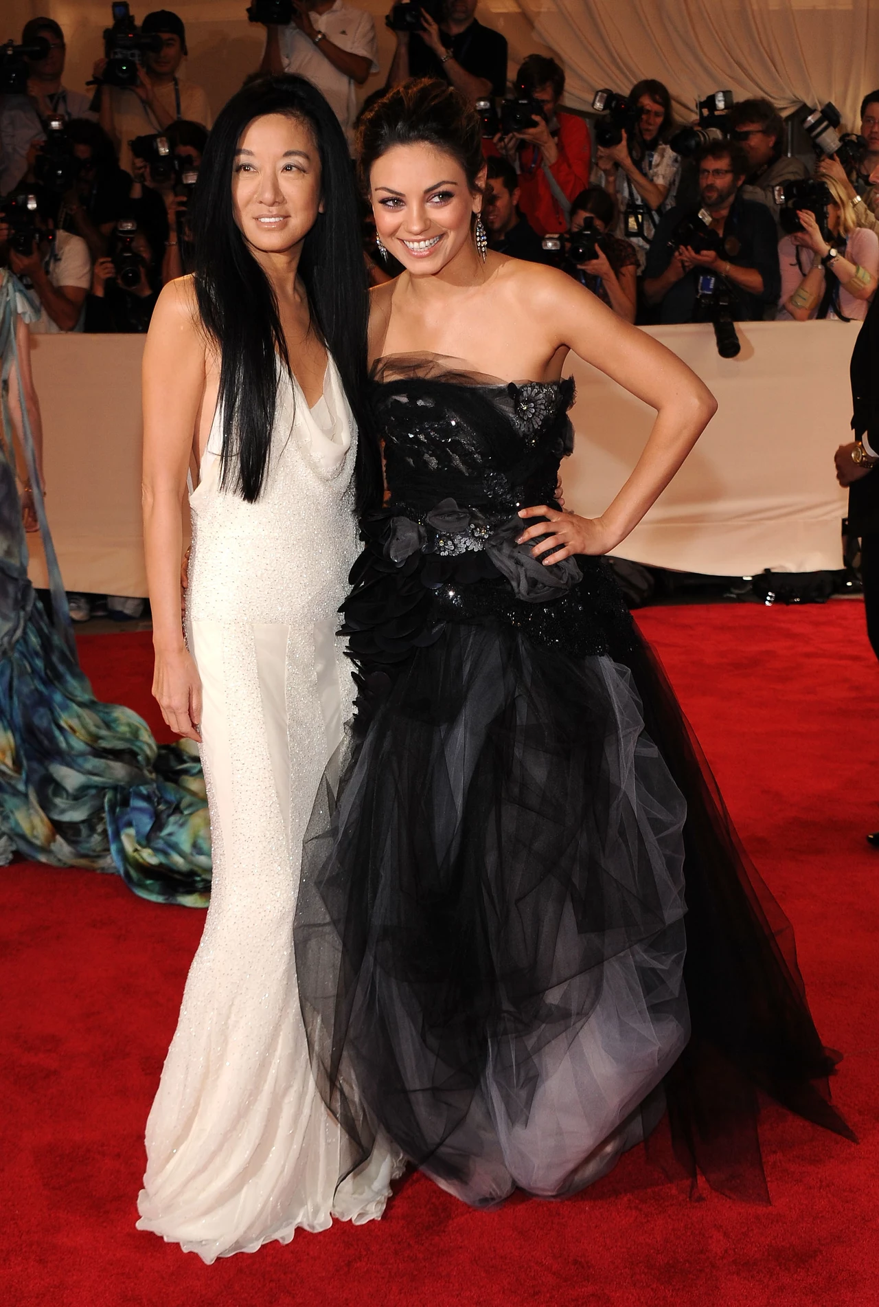 Vera Wang; Mila Kunis Vera Wang; Mila Kunis