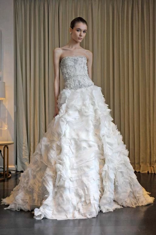 Monique L Huillier