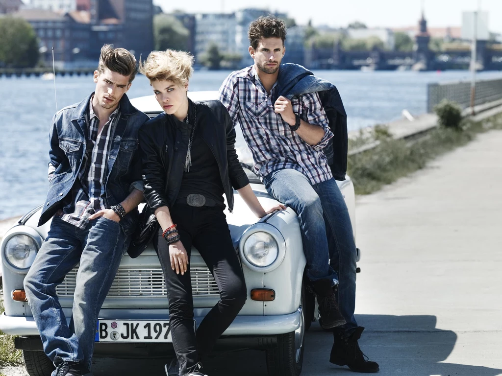 Produktem podstawowym, który nadaje kolekcjom Big Star wyjątkowego charakteru pozostają niezmiennie jeansy. Produktem podstawowym, który nadaje kolekcjom Big Star wyjątkowego charakteru pozostają niezmiennie jeansy.
