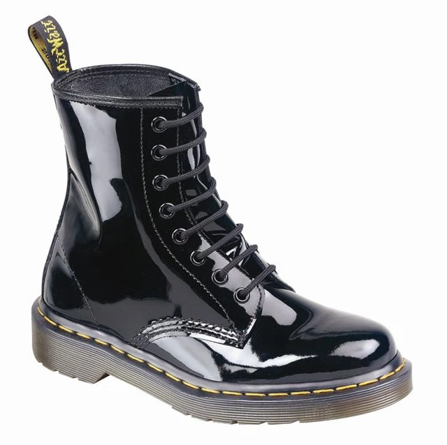 Model 1460 Black Patent Lamper