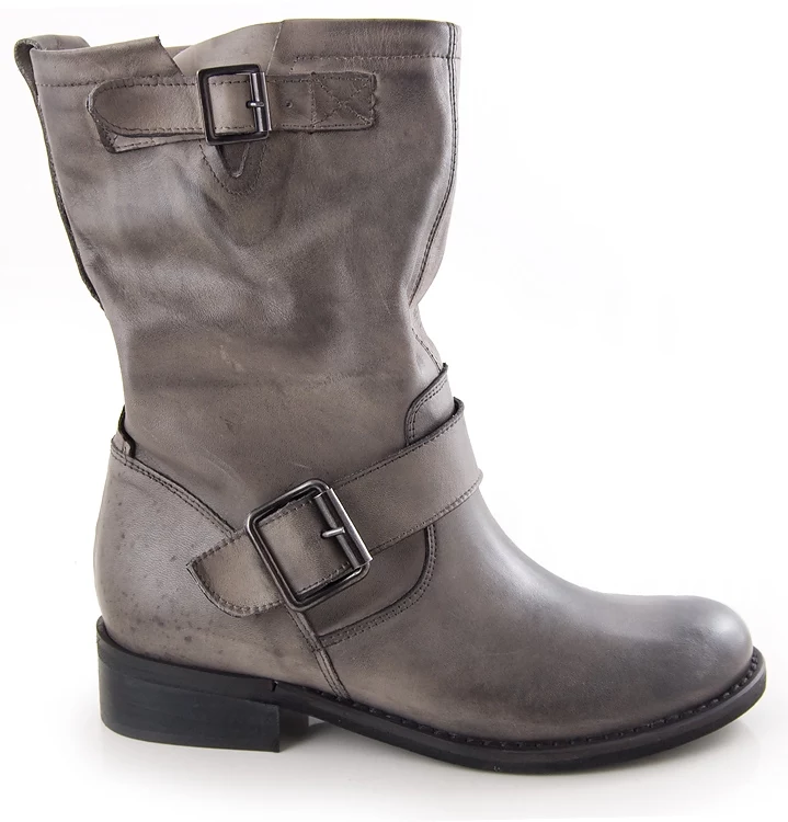 Buty w stylu motocyklowym. Cena: 399 zł