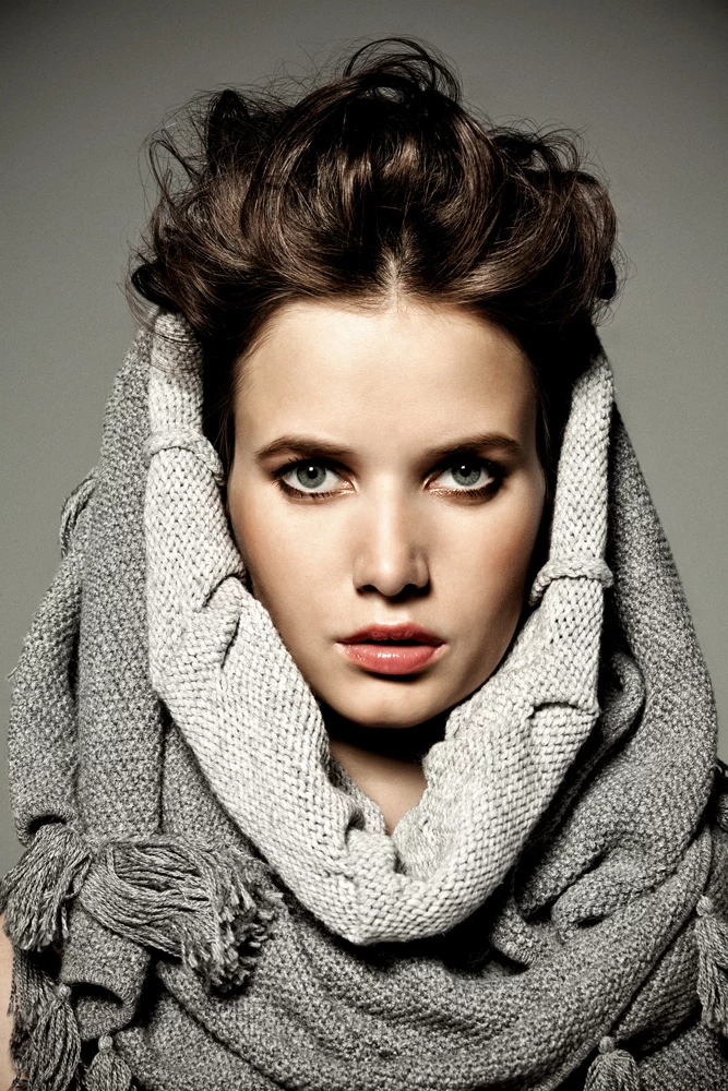 W tym sezonie kolekcja damska QS firmy s.Oliver przedstawia miks trendów: Rebelution, Brit Chic & Neo Romantic. 