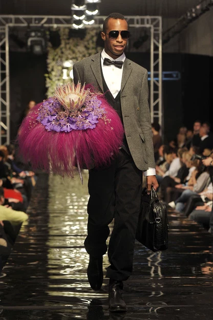 Nick Sinckler, pokaz Sisley