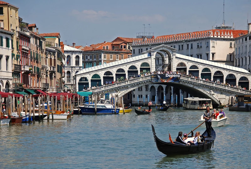 Canal Grande (Wielki Kanał) zachwycał przed wiekami, zachwyca i dzisiaj