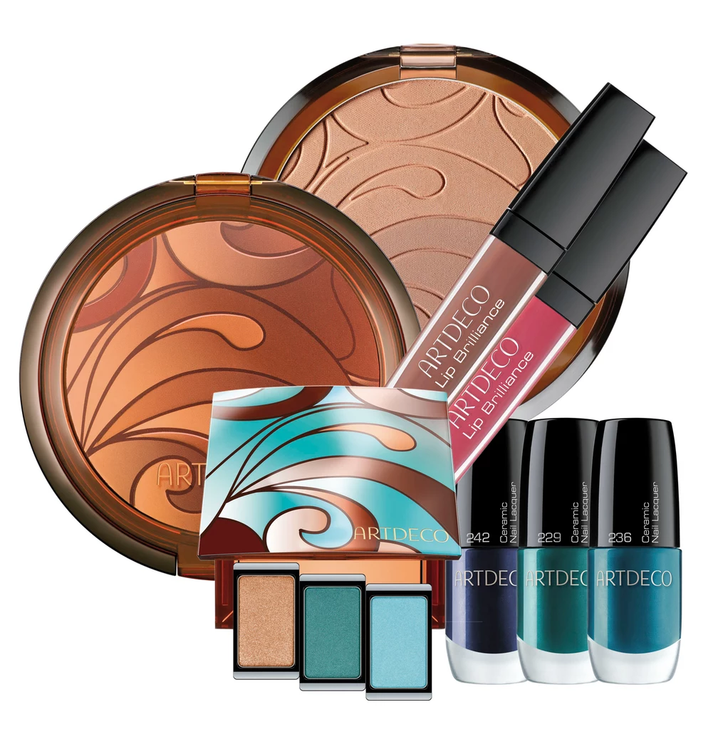 Aqua Glow Bronzing Collection