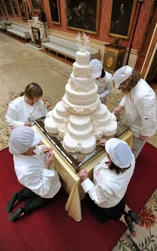 Tort ślubny Catherine i Williama
