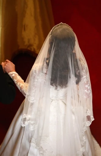 Suknia ślubna Kate Middleton
