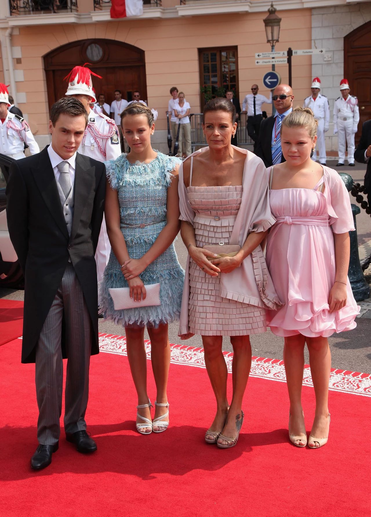 Księżna Stephanie z dziećmi: Louisem, Pauline i Camille Księżna Stephanie z dziećmi: Louisem, Pauline i Camille