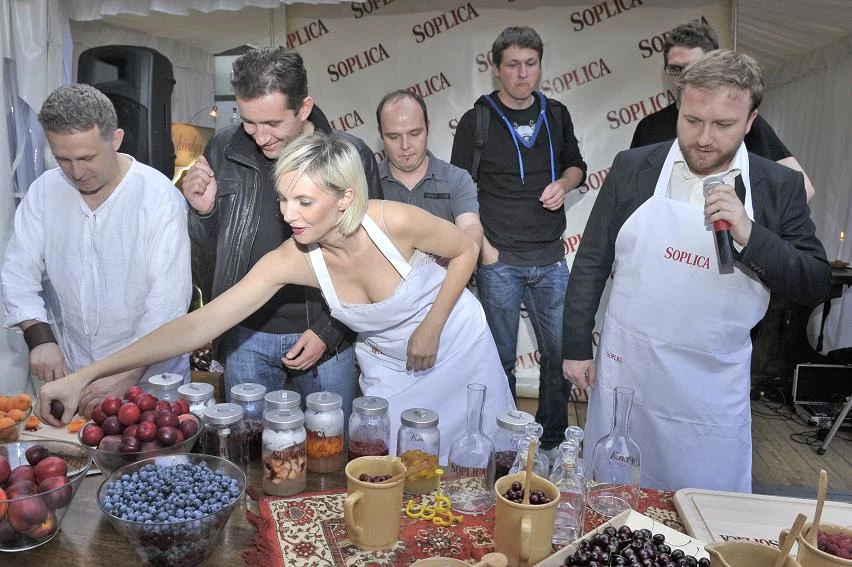 Sylwia Gliwa, Robert Moskwa, Marcin Chochlew, Przemysław Sadowski, Bartek Kaprzykowski Sylwia Gliwa, Robert Moskwa, Marcin Chochlew, Przemysław Sadowski, Bartek Kaprzykowski