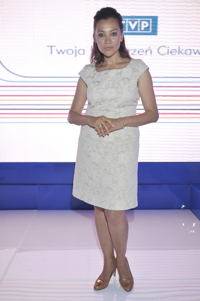 Klaudia Carlos Klaudia Carlos