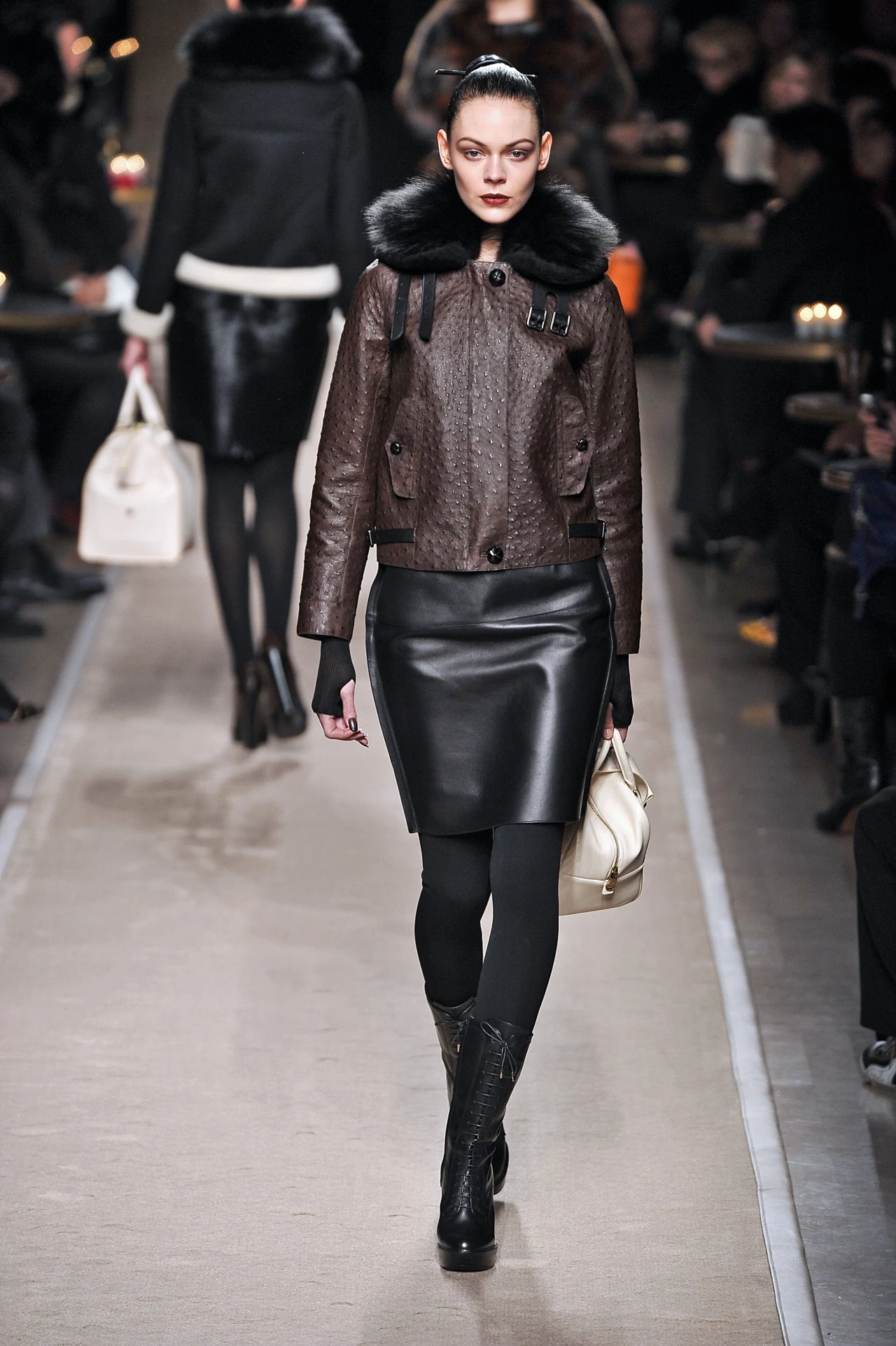 Projekt: Loewe Projekt: Loewe