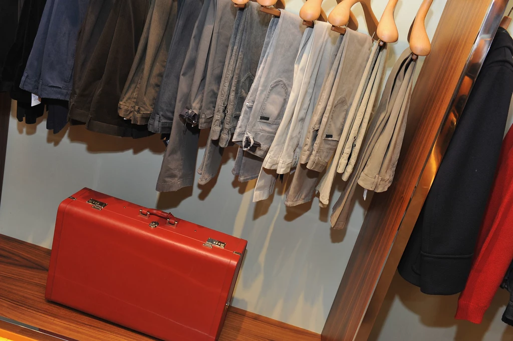 Styl i elegancja - tu na pewno z wielką przyjemnością robi się zakupy Styl i elegancja - tu na pewno z wielką przyjemnością robi się zakupy