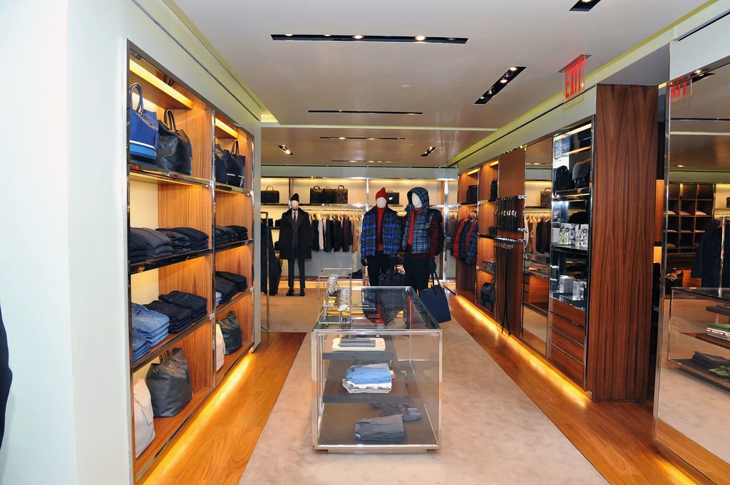 Styl i elegancja - tu na pewno z wielką przyjemnością robi się zakupy Styl i elegancja - tu na pewno z wielką przyjemnością robi się zakupy