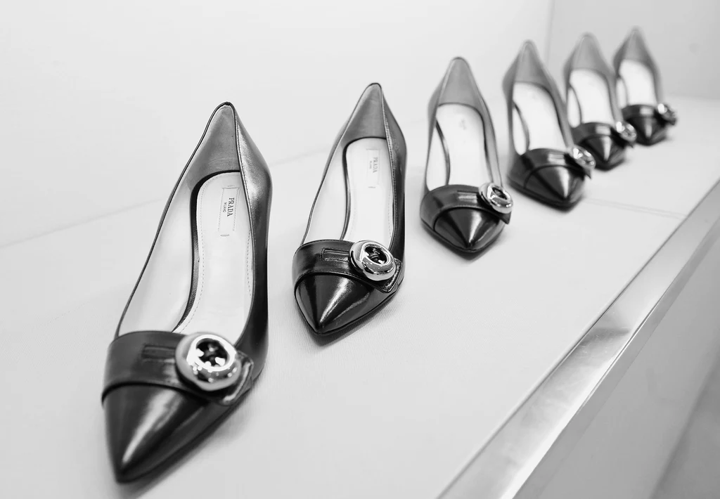 Styl i elegancja - tu na pewno z wielką przyjemnością robi się zakupy Styl i elegancja - tu na pewno z wielką przyjemnością robi się zakupy