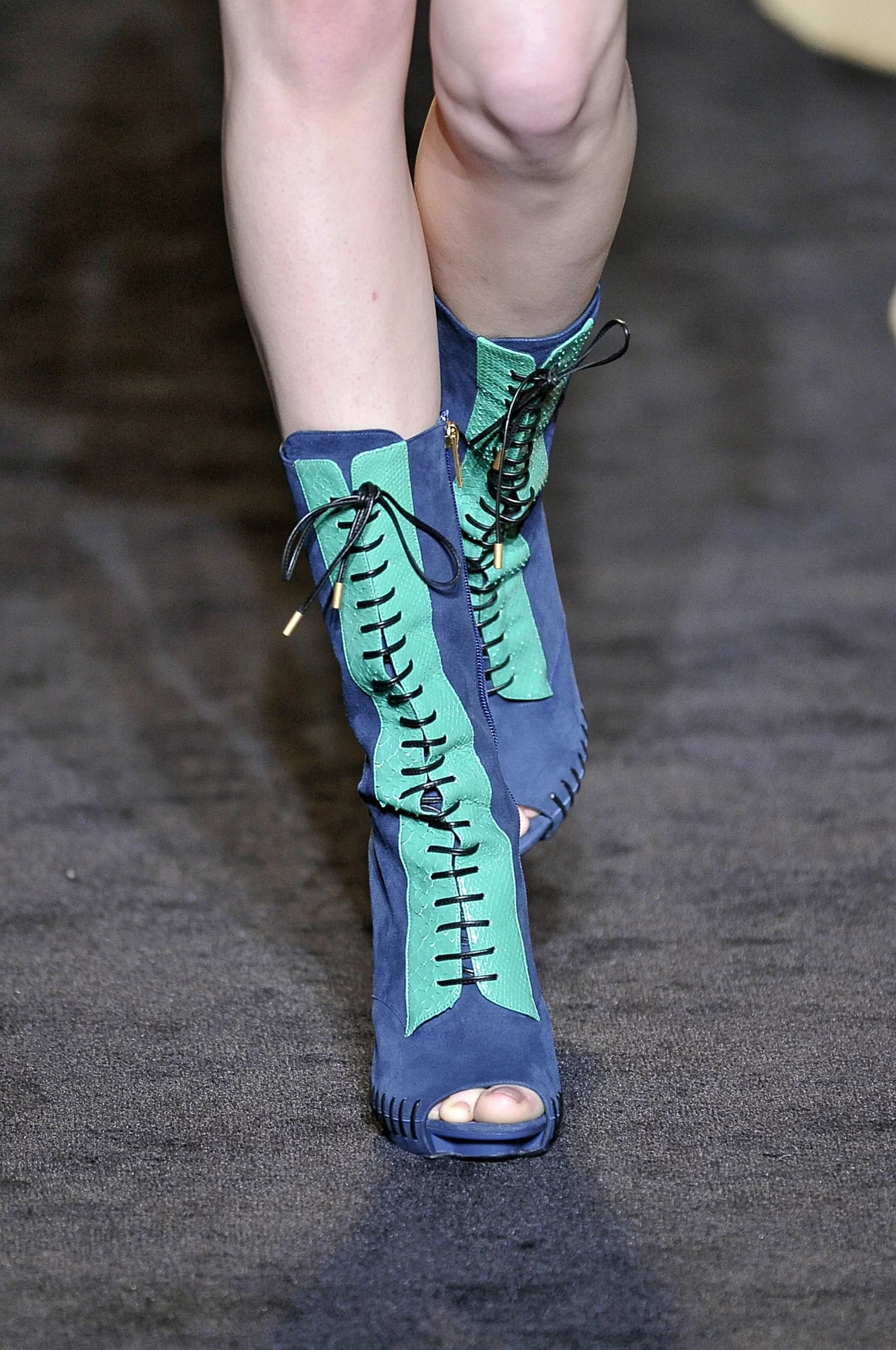 Podobają ci się takie buty? Podobają ci się takie buty?