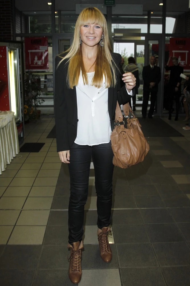 Anna Guzik Anna Guzik