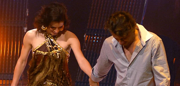 Janusz Józefowicz ściąga Nataszę ze sceny, fot. Andrzej Szilagyi Janusz Józefowicz ściąga Nataszę ze sceny, fot. Andrzej Szilagyi