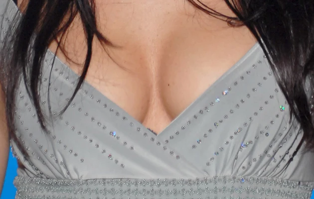 Piersi Edyty Herbuś /fot.Marek Ulatowski