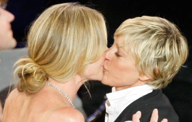 Portia de Rossi i Ellen DeGeneres, fot. Vince Bucci Portia de Rossi i Ellen DeGeneres, fot. Vince Bucci