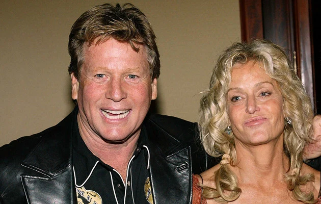 Farah Fawcett i Ryan O'Neal, fot. Frederick M. Brown Farah Fawcett i Ryan O'Neal, fot. Frederick M. Brown